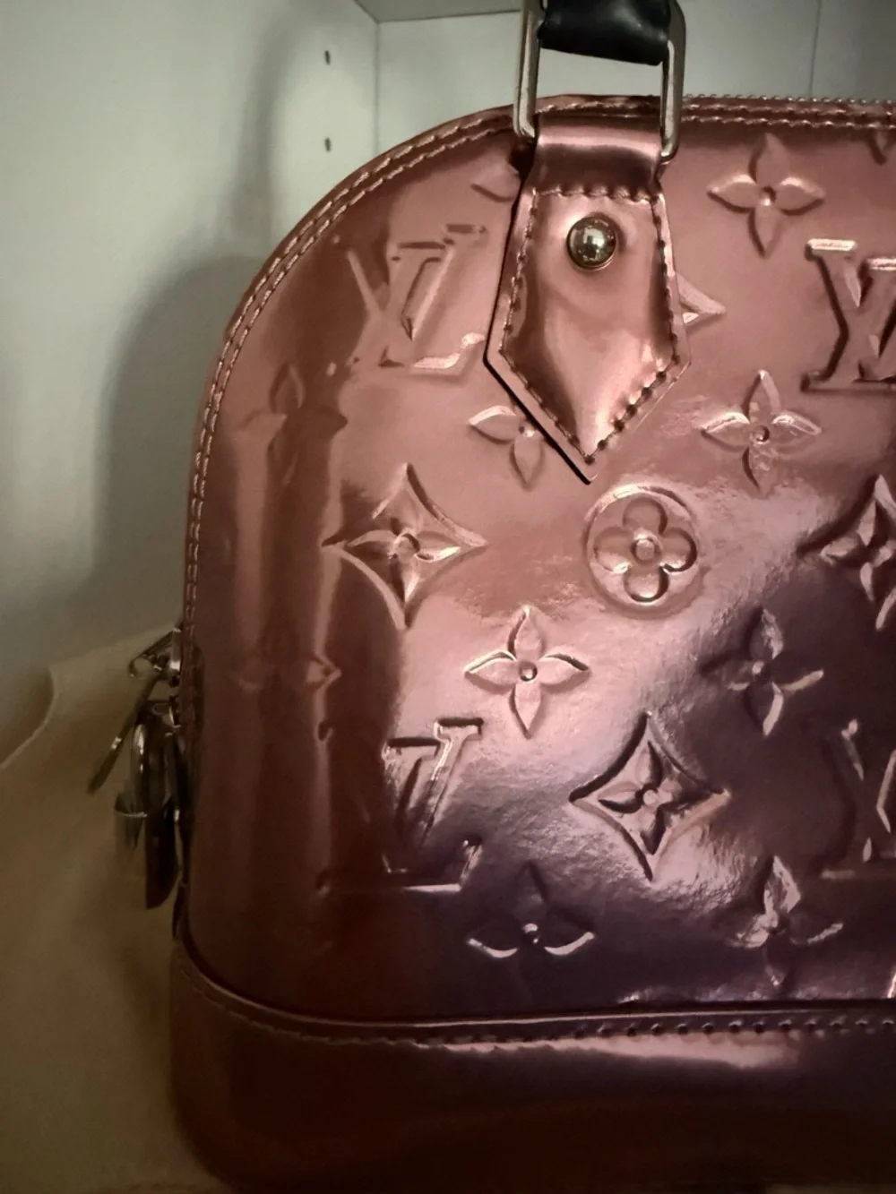 Louis Vuitton Alma BB Rose Cuivre Vernis - Picture 8 of 16